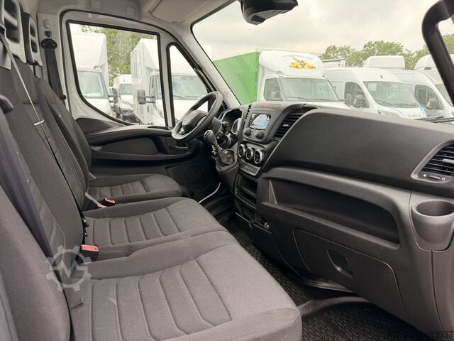 Bőrönd Iveco Daily 35C14 Dhollandia 750kg • Climate Control ...