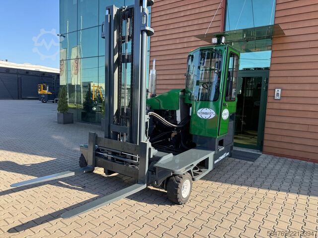 Dört yollu forklift Combilift C4000 / Diesel / Very good condition