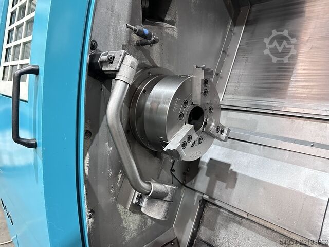 Tour CNC à banc incliné Doosan Mecatec S550LM