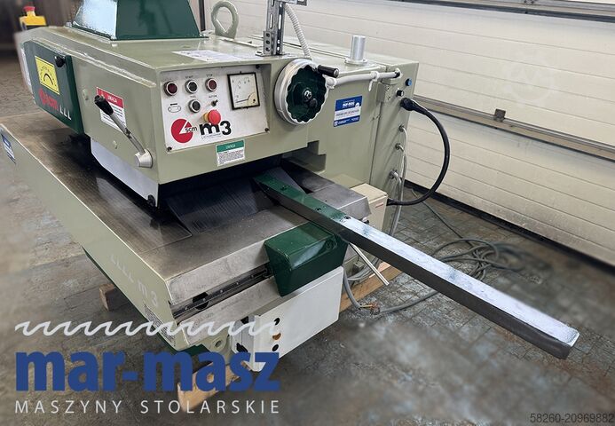 Caterpillar multifűrész SCM M3 300/120