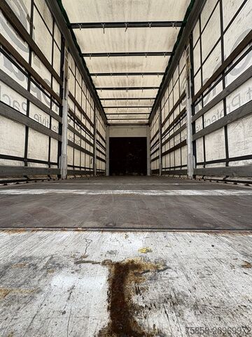 Výměnná nástavba s plošinou a plachtou Krone Jumbo 3m Innenhöhe Hubdach Edscha