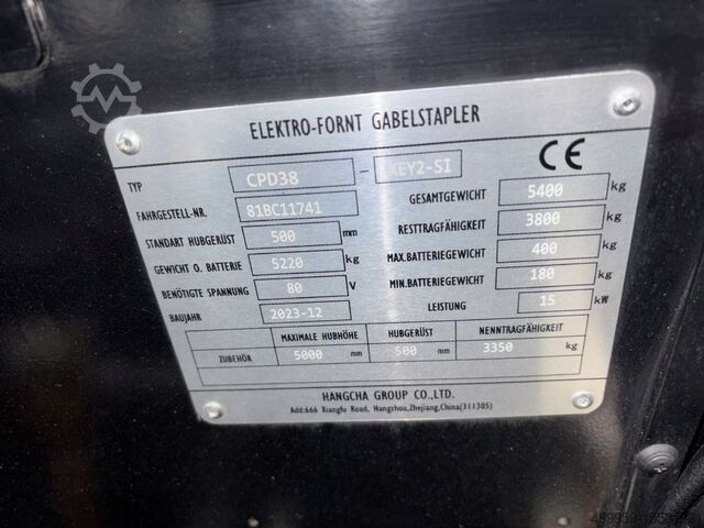 Stivuitor electric cu 4 roți Hangcha Elektrostapler CPD38