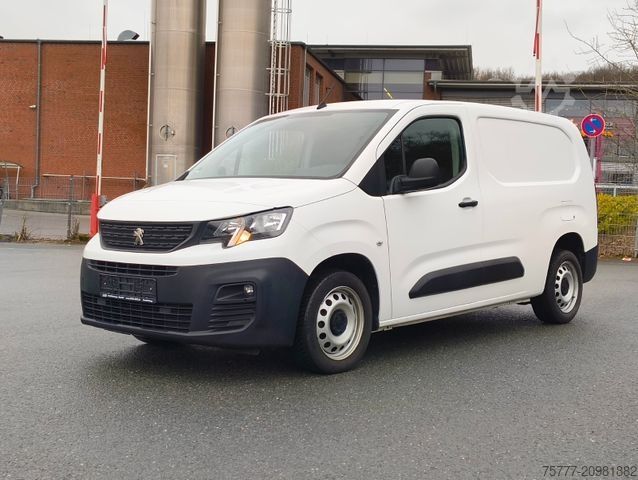 Kastenwagen PEUGEOT Partner 1.5 HDi Kasten-Navi-PDC-Werkstattwagen