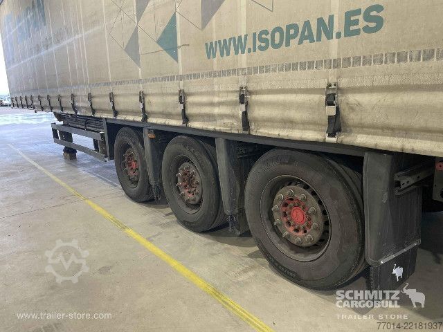Semi-reboque aberto com lona Schmitz Cargobull Curtainsider Standard