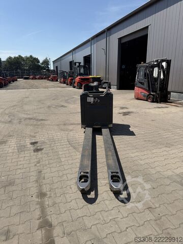 Nízkoúrovňový vychystávač objednávek Linde T25 SP