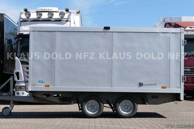 Skříňový přívěs HUMBAUR HKN Sandwich-Koffer Promotion