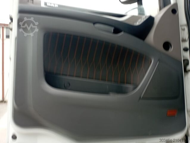 Standaard trekker DAF XF 530 ST