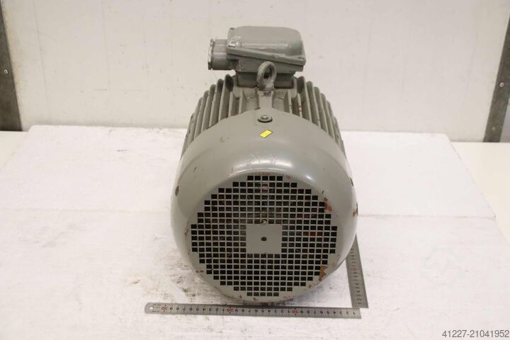 Elektromotor 11 kW 2900 tpm Caenaho 4AM 132 M2 Y3