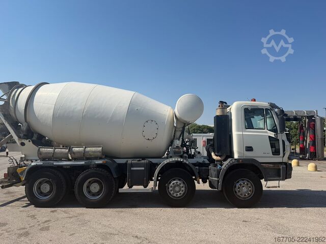 Autodomíchávač betonu Astra HD8 84.44
