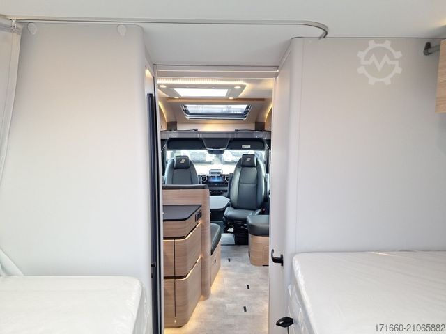 Teilintegriertes Wohnmobil HYMER/ERIBA B-Klasse MC T 680