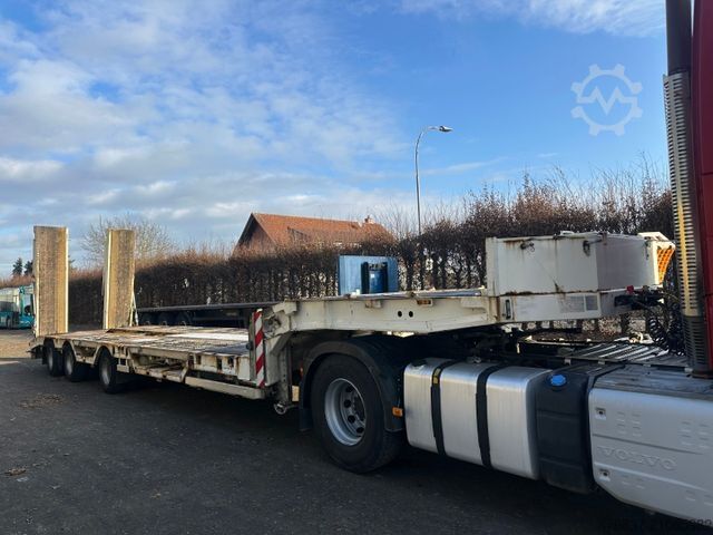 Nízkoložný návěs LANGENDORF Radmulden / Lenkachse / überfahrbare Hals