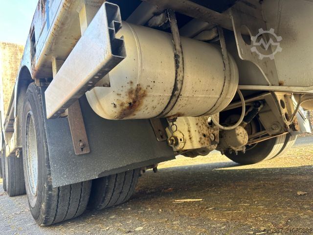 Nízkoložný návěs LANGENDORF Radmulden / Lenkachse / überfahrbare Hals