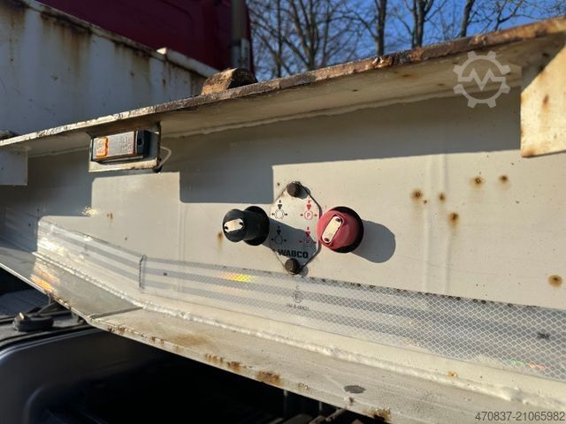 Nízkoložný návěs LANGENDORF Radmulden / Lenkachse / überfahrbare Hals