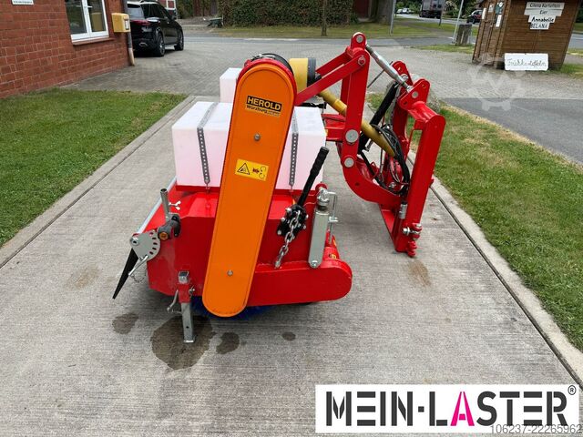 Egyéb UNIMOG Dücker FKM 2400 Kehrmaschine mit 2?x Wassertank