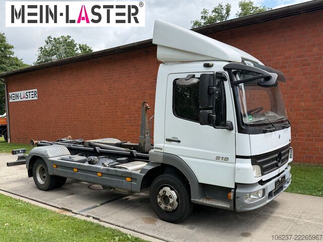 Billenőplatós furgon MERCEDES-BENZ 818 Abroller City Container
