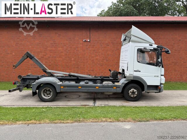 Billenőplatós furgon MERCEDES-BENZ 818 Abroller City Container