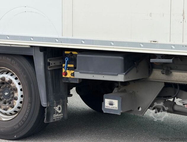 Hűtő félpótkocsi SCHMITZ CARGOBULL SCB*S3B THERMO KING SLXe 300 DHOLLANDIA TAIL LIF