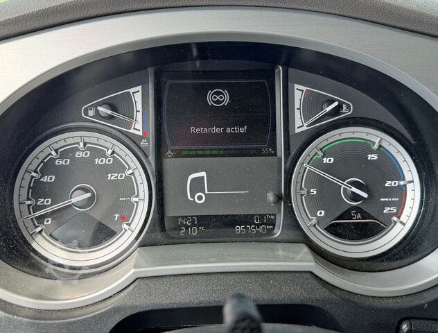 Standard nyergesvontató DAF XF 530 SSC INTARDER - RETARDER 2x TANKS FULL OPT