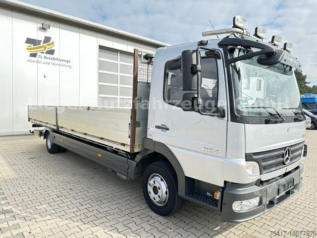 Pick-up bestelwagen MERCEDES-BENZ 824 L