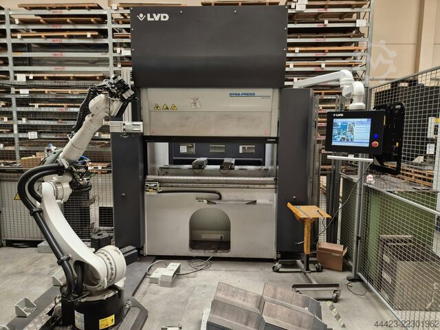 Prensa plegadora LVD DYNA CELL 40/15 EFL