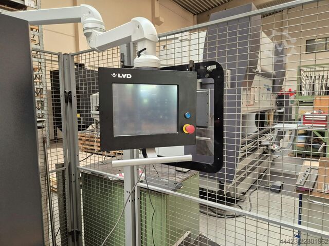 Prensa plegadora LVD DYNA CELL 40/15 EFL
