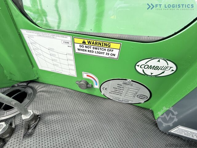 čtyřcestný vysokozdvižný vozík Combilift C8000 / GAS / DUPLEXX 4700 / FREE LIFT