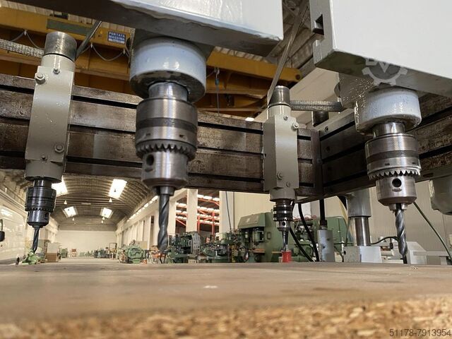 Verticale boormachine met 4 verstelbare spindels, merk Camam Camam 