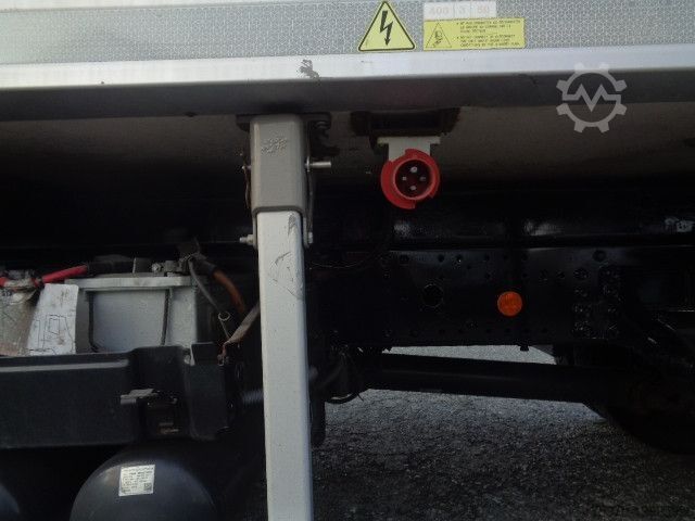 Rashladni kamion IVECO EUROCARGO ML140E28/P