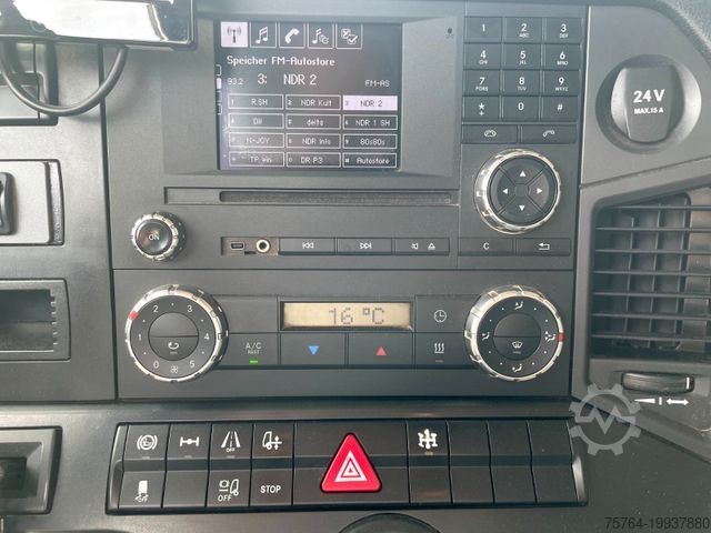 Flatbed truck MERCEDES-BENZ 1835 Antos / 6m Pritsche / HIAB 144 DLS-3 Pro