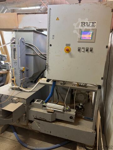 Brykieciarka MALISZ RUF 400