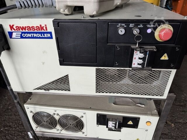 Palletiseermachine / Palletiseerrobot Kawasaki CP300L