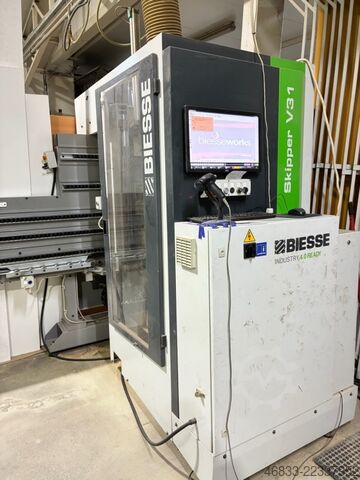 Vertikalni centar za obradu drveta Biesse Skipper V31
