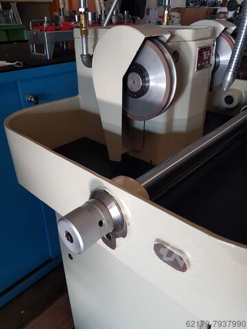 Hardmetalen gereedschapslijpmachine KJ-7