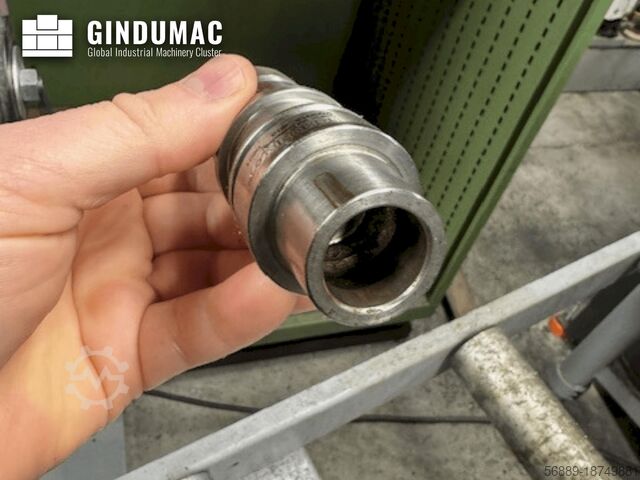 Centru de prelucrare verticală DECKEL MAHO DMC 70V Hi-Dyn