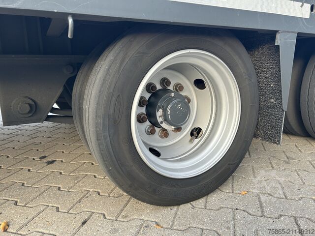 Nízký nakladač Jumbo Groenewegen T 0152 D / Semi Dieplader / Auto - ...