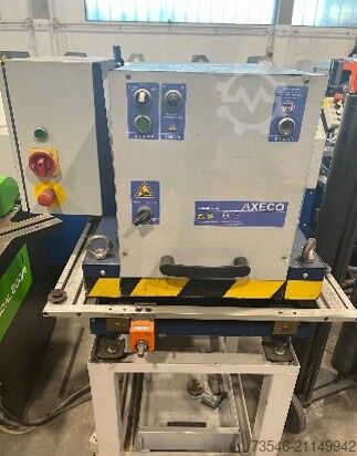 Vysekávací a ohýbací stroj AXECO AXECO ECOCUT V2.6