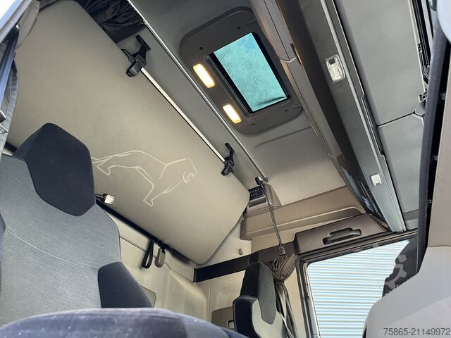 Standard-SZM Man TGX 18.470 GX / ZF Retarder / Full LED / 2 Tank...