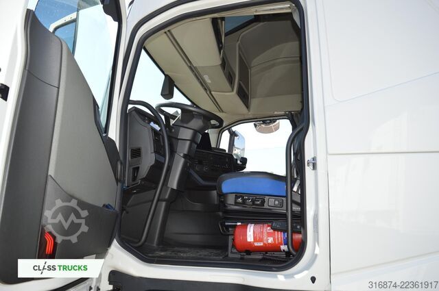 Standardowy ciągnik siodłowy VOLVO FH 500 XL i-ParkCool ACC SideSkirts