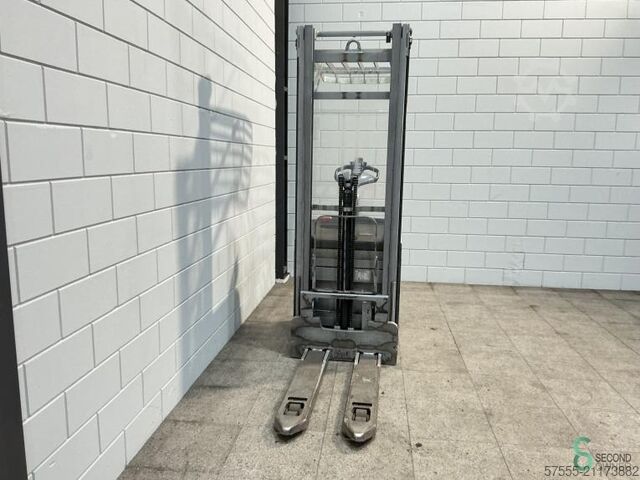 Chariot élévateur Still EXV-SF14