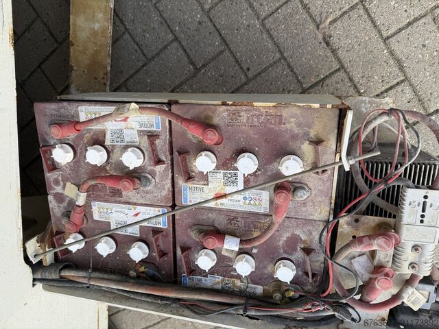 Genie GS2632 nůžková plošina, pracovní výška 10 m, elektrická, 2013 GENIE GS2632 schaarhoogwerker SCISSOR  10M Werkhoogte Elektrisch 2013