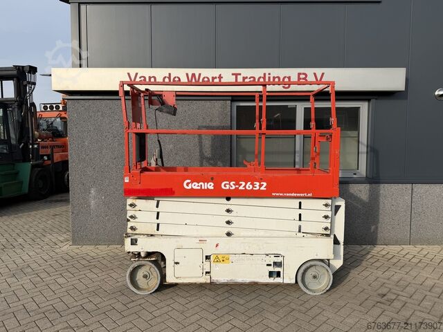  GENIE GS2632 schaarhoogwerker SCISSOR  10M Werkhoogte Elektrisch 2013