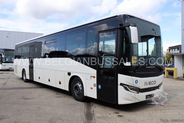 Međugradski autobus Iveco Crossway 13m NF Pop line / NEW / 63 + 1