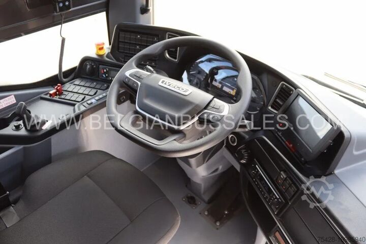 Međugradski autobus Iveco Crossway 13m NF Pop line / NEW / 63 + 1