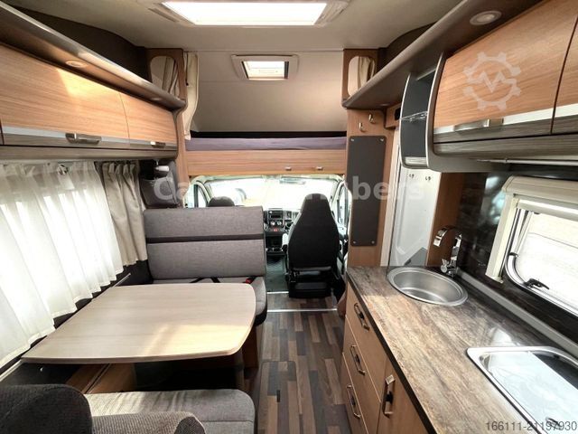 Alkoof camper KNAUS Sky Traveller 650 DG - Festbett - Klima - Garage