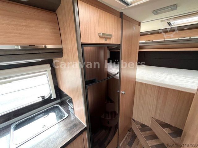 Alkoof camper KNAUS Sky Traveller 650 DG - Festbett - Klima - Garage