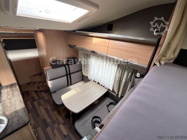 Alkoof camper KNAUS Sky Traveller 650 DG - Festbett - Klima - Garage