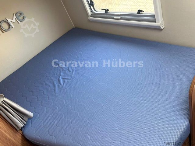 Half-integraal camper CARADO T 348 - Hub/Festbett - Klima - Garage -