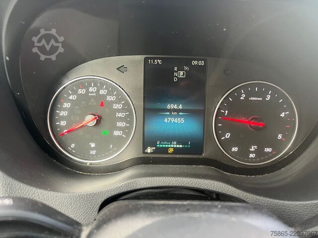 Delivery van Mercedes-Benz Sprinter 319 1.9 CDI / L4 H3 / RWD / / Leder / ...