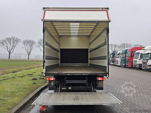 Suitcase DAF LF 210
