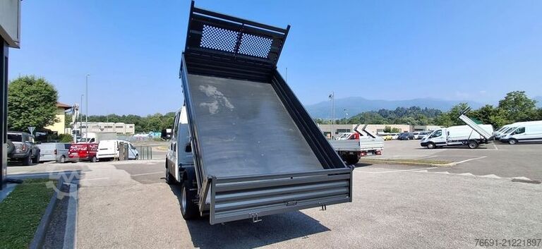 Tipper van Iveco Daily 35C12 - 7 posti - Ribaltabile